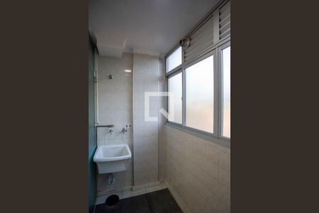 Apartamento para alugar com 55m², 2 quartos e 1 vagaÁrea de Serviço