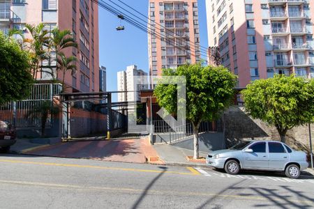 Apartamento para alugar com 55m², 2 quartos e 1 vagaFachada e portaria