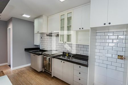Sala, cozinha e área de serviço de apartamento à venda com 2 quartos, 40m² em Vila Siqueira (zona Norte), São Paulo