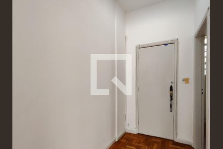 Entrada de apartamento para alugar com 3 quartos, 110m² em São Cristóvão, Rio de Janeiro