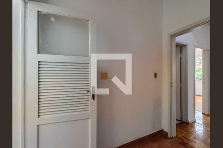 Apartamento para alugar com 110m², 3 quartos e sem vagaQuarto de Serviço