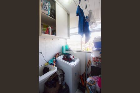 Apartamento à venda com 57m², 2 quartos e 1 vaga Apartamento à venda com 57m², 2 quartos e 1 vagaÁrea de Serviço