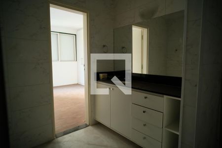 Apartamento à venda com 180m², 4 quartos e 1 vagaSuíte