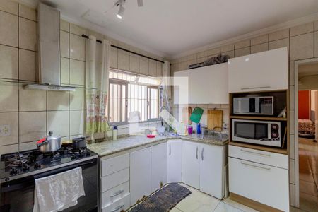 Casa à venda com 150m², 2 quartos e 2 vagasCozinha