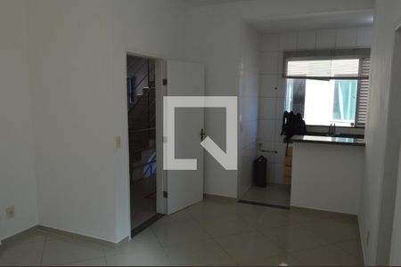 Sala de apartamento para alugar com 2 quartos, 40m² em Taquara, Rio de Janeiro