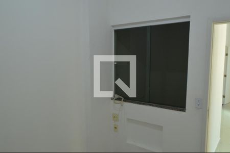 Quarto 2 de apartamento para alugar com 2 quartos, 40m² em Taquara, Rio de Janeiro