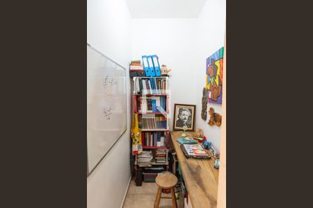 Apartamento à venda com 78m², 2 quartos e sem vagaEscritório