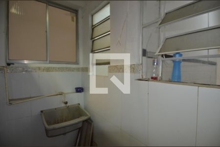 Casa para alugar com 60m², 2 quartos e 1 vagaÁrea de Serviço