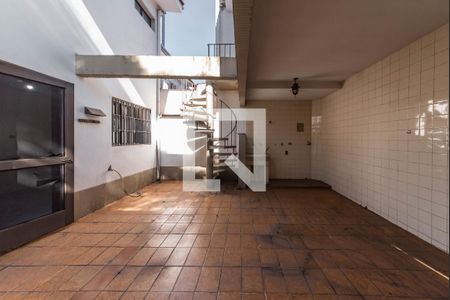 Casa à venda com 158m², 3 quartos e 2 vagasQuintal