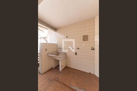 Casa à venda com 158m², 3 quartos e 2 vagasLavanderia