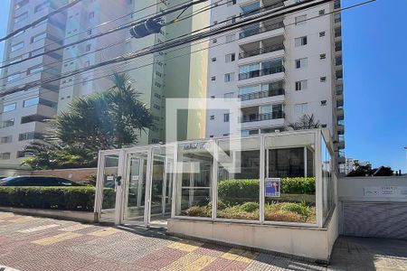 Apartamento para alugar com 69m², 2 quartos e 2 vagasFachada + plaquinha