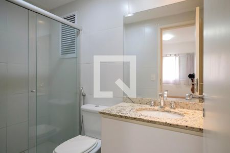Apartamento para alugar com 69m², 2 quartos e 2 vagasBanheiro da suíte