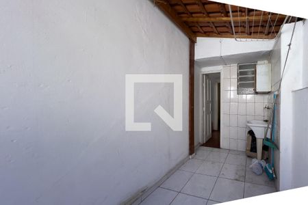 Casa para alugar com 100m², 2 quartos e sem vagaQuintal