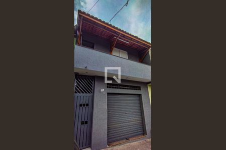 Fachada de casa para alugar com 2 quartos, 70m² em Jardim Oriental, São Paulo