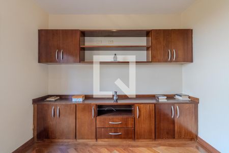 Casa de condomínio à venda com 300m², 4 quartos e 5 vagasQuarto 3