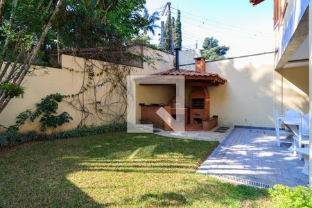 Casa de condomínio à venda com 300m², 4 quartos e 5 vagasÁreas externa