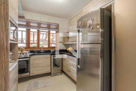 Casa à venda com 180m², 4 quartos e 3 vagas Casa à venda com 180m², 4 quartos e 3 vagasCozinha