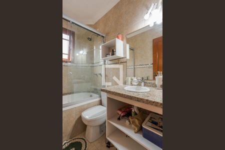 Suíte de casa à venda com 4 quartos, 180m² em Jardim Itu, Porto Alegre