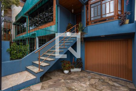 Casa à venda com 180m², 4 quartos e 3 vagas Casa à venda com 180m², 4 quartos e 3 vagasÁrea externa