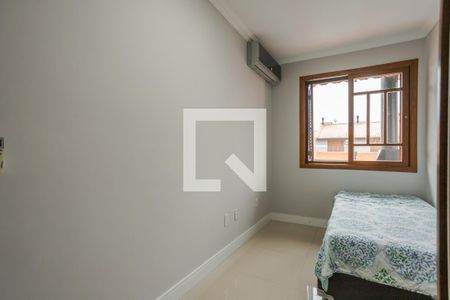 Quarto 1 de casa à venda com 4 quartos, 180m² em Jardim Itu, Porto Alegre