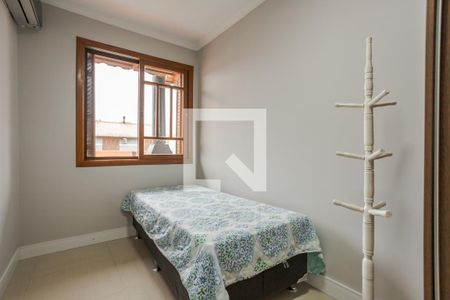 Quarto 1 de casa à venda com 4 quartos, 180m² em Jardim Itu, Porto Alegre