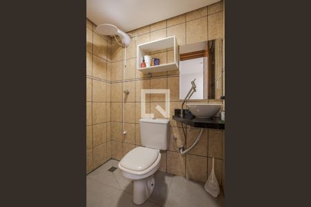 Casa à venda com 180m², 4 quartos e 3 vagas Casa à venda com 180m², 4 quartos e 3 vagasÁrea de Serviço