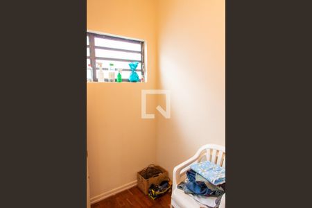 Casa à venda com 169m², 4 quartos e 3 vagas Casa à venda com 169m², 4 quartos e 3 vagasQUARTO DA ÁREA DE SERVIÇO