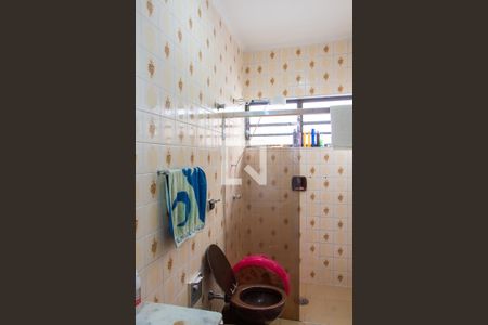 Casa à venda com 169m², 4 quartos e 3 vagas Casa à venda com 169m², 4 quartos e 3 vagasBANHEIRO SOCIAL