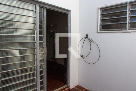 Casa à venda com 169m², 4 quartos e 3 vagas Casa à venda com 169m², 4 quartos e 3 vagasÁREA DE LUZ
