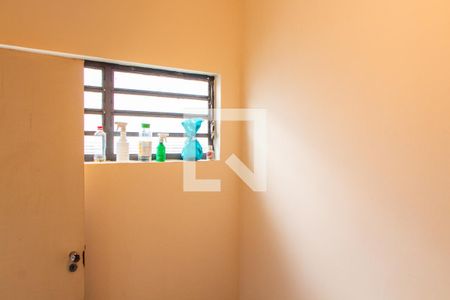 Casa à venda com 169m², 4 quartos e 3 vagas Casa à venda com 169m², 4 quartos e 3 vagasQUARTO DA ÁREA DE SERVIÇO