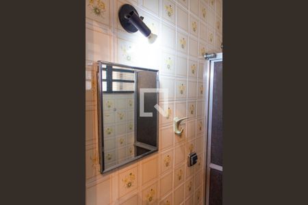 Casa à venda com 169m², 4 quartos e 3 vagas Casa à venda com 169m², 4 quartos e 3 vagasBANHEIRO DA QUARTO DA ÁREA DE SERVIÇO