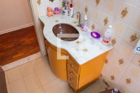 Casa à venda com 169m², 4 quartos e 3 vagas Casa à venda com 169m², 4 quartos e 3 vagasBANHEIRO SOCIAL