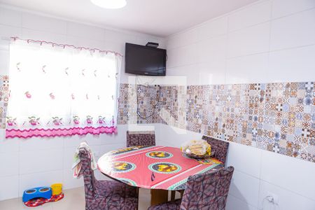 Casa para alugar com 250m², 3 quartos e 2 vagas Casa para alugar com 250m², 3 quartos e 2 vagasCozinha