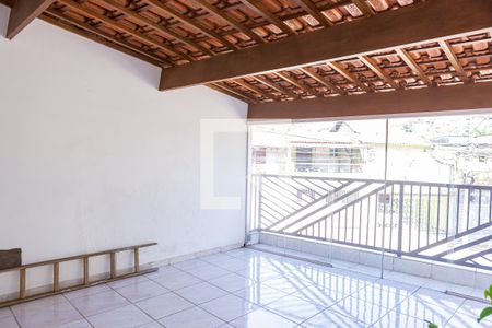 Casa para alugar com 250m², 3 quartos e 2 vagas Casa para alugar com 250m², 3 quartos e 2 vagasVaranda do Quarto 3