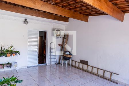 Casa para alugar com 250m², 3 quartos e 2 vagas Casa para alugar com 250m², 3 quartos e 2 vagasVaranda do Quarto 3