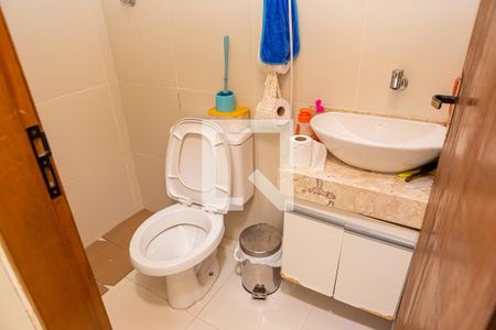 Casa para alugar com 250m², 3 quartos e 2 vagas Casa para alugar com 250m², 3 quartos e 2 vagasBanheiro Área de Serviço