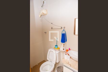 Casa para alugar com 250m², 3 quartos e 2 vagas Casa para alugar com 250m², 3 quartos e 2 vagasBanheiro Área de Serviço