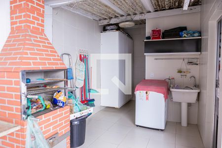 Casa para alugar com 250m², 3 quartos e 2 vagas Casa para alugar com 250m², 3 quartos e 2 vagasÁrea de Serviço