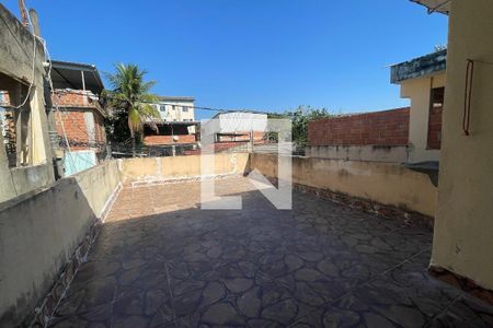 Casa para alugar com 48m², 2 quartos e sem vagaVaranda