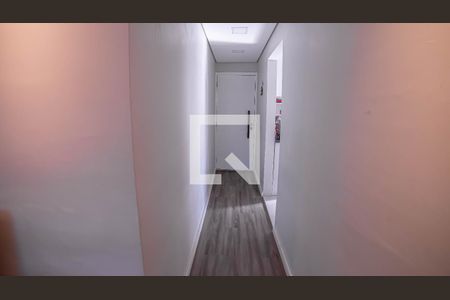 Apartamento à venda com 55m², 2 quartos e 1 vaga Apartamento à venda com 55m², 2 quartos e 1 vagaCorredor