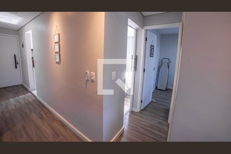 Apartamento à venda com 55m², 2 quartos e 1 vaga Apartamento à venda com 55m², 2 quartos e 1 vagaCorredor