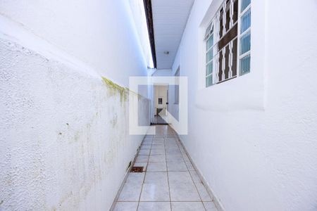 Casa para alugar com 125m², 2 quartos e 1 vaga Casa para alugar com 125m², 2 quartos e 1 vagaCorredor