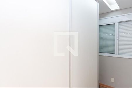 Apartamento à venda com 135m², 2 quartos e 2 vagasCloset Quarto 1 Suíte