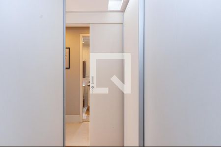 Apartamento à venda com 135m², 2 quartos e 2 vagasCloset Quarto 1 Suíte