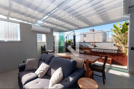 Apartamento à venda com 135m², 2 quartos e 2 vagasCobertura