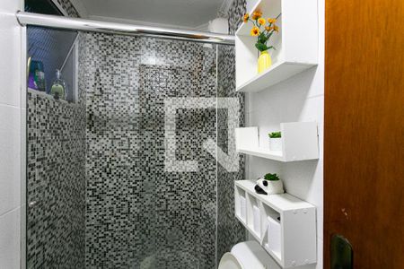 Casa à venda com 210m², 3 quartos e 2 vagas Casa à venda com 210m², 3 quartos e 2 vagasBanheiro Social