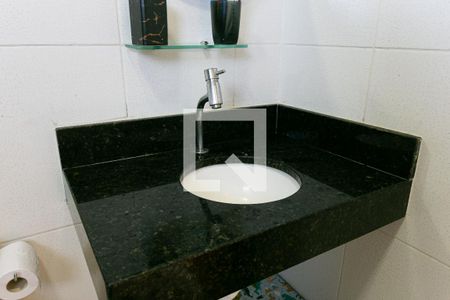 Casa à venda com 210m², 3 quartos e 2 vagas Casa à venda com 210m², 3 quartos e 2 vagasBanheiro da Suíte