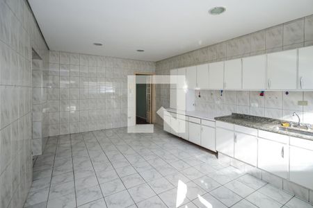 Casa para alugar com 340m², 3 quartos e 2 vagasCozinha