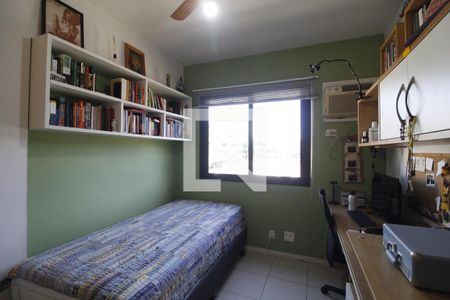 Apartamento à venda com 110m², 4 quartos e 2 vagasQuarto 2