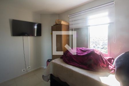 Quarto 2 de apartamento para alugar com 2 quartos, 57m² em Jardim São Luís, São Paulo